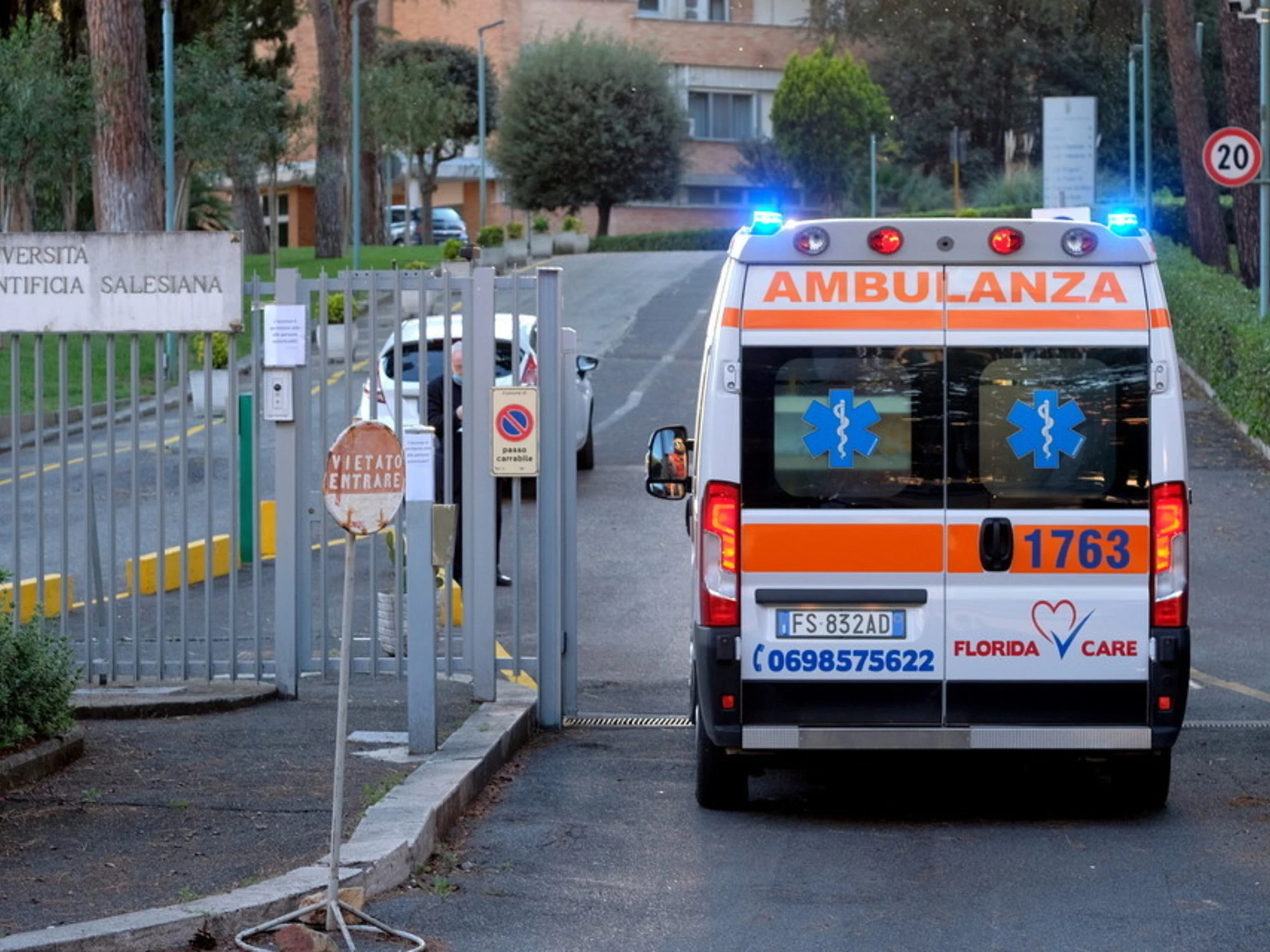 Giulianova, al prof viene un infarto in classe dopo le minacce dello studente