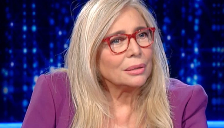 Ballando con le stelle, la bomba-Mara Venier: eccezionale su Rai 1, perché Maria De Filippi trema
