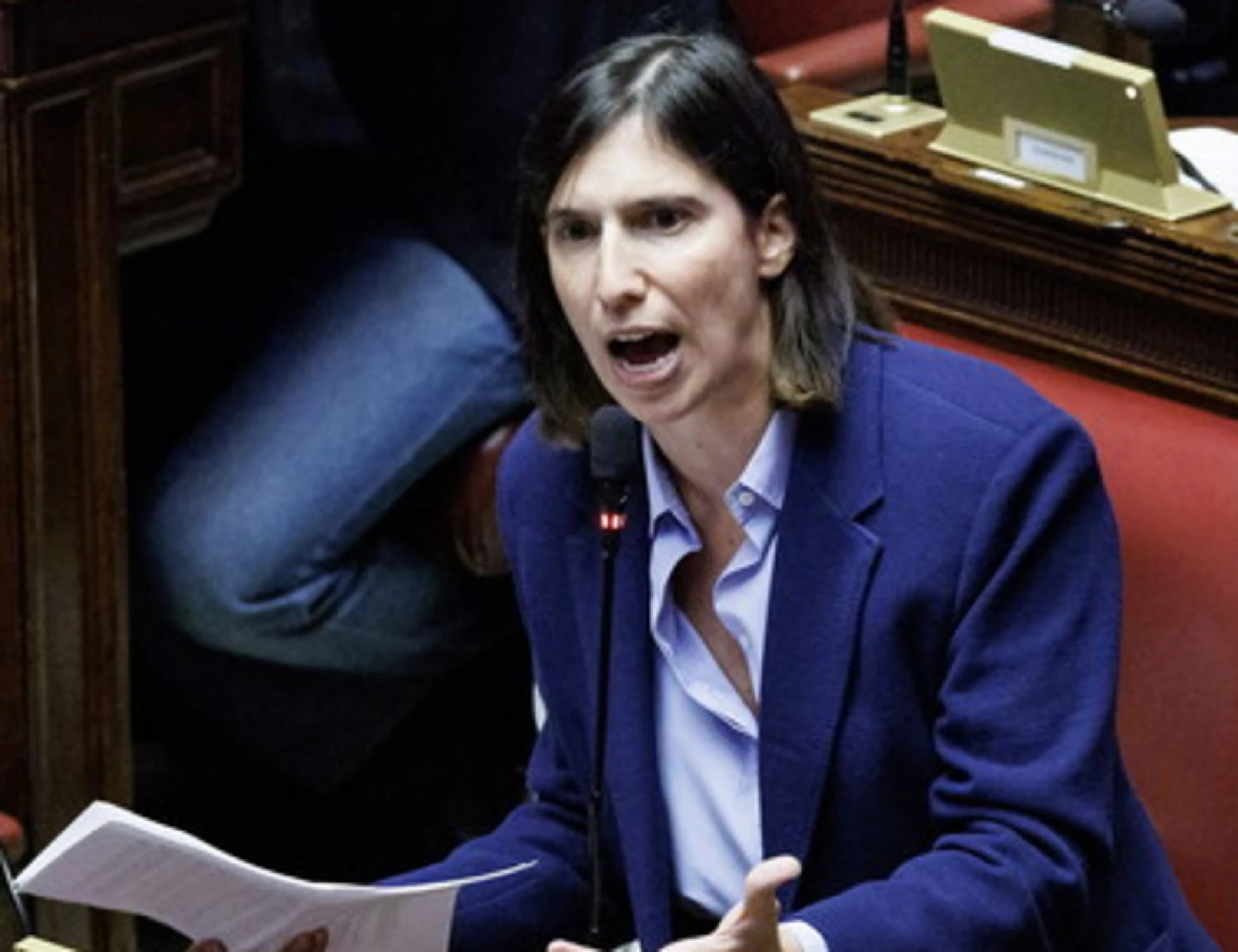 Schlein attacca Meloni: "Cosa sta a fare lì", come prova a coprire lo sprofondo Pd