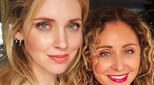 Chiara Ferragni, il clamoroso sfogo della mamma: "Essere sua madre? Un danno alla mia credibilità"