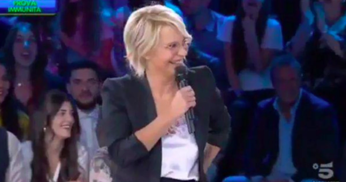 Amici Serale, Striscia la Notizia e GF Vip in onda nonostante il coronavirus. Mediaset spiega la scelta