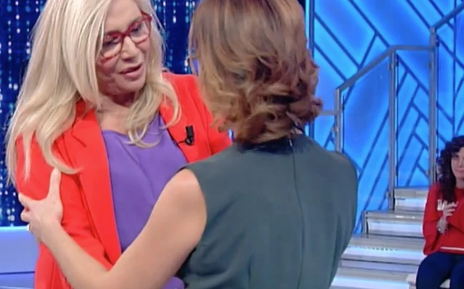 Domenica In, Mara Venier e il momento più difficile in diretta: "Ho studiato una settimana, quei giorni..."