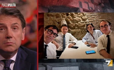 Piazzapulita, Formigli infilza Conte: "Non vuole farsi fotografare con Renzi?"