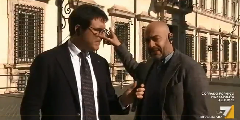 Gianluigi Paragone dopo le dimissioni di Di Maio a l'Aria Che Tira: "A rischiare grosso ora è Conte"