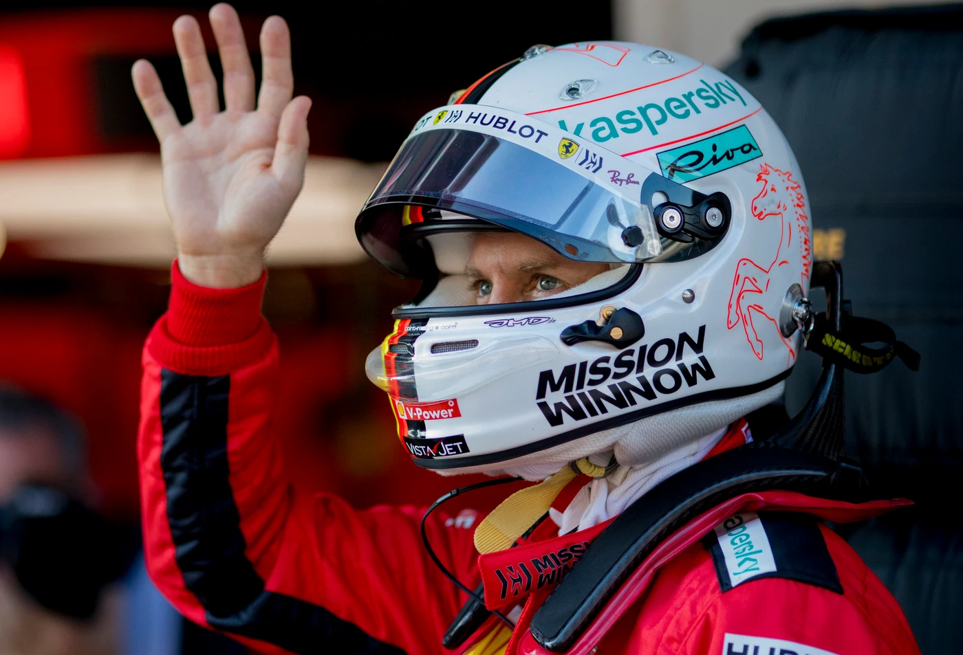 Ferrari, Sebastian Vettel smentisce il ritiro: "Non ci sono ragioni", la sfida a Leclerc è vivissima