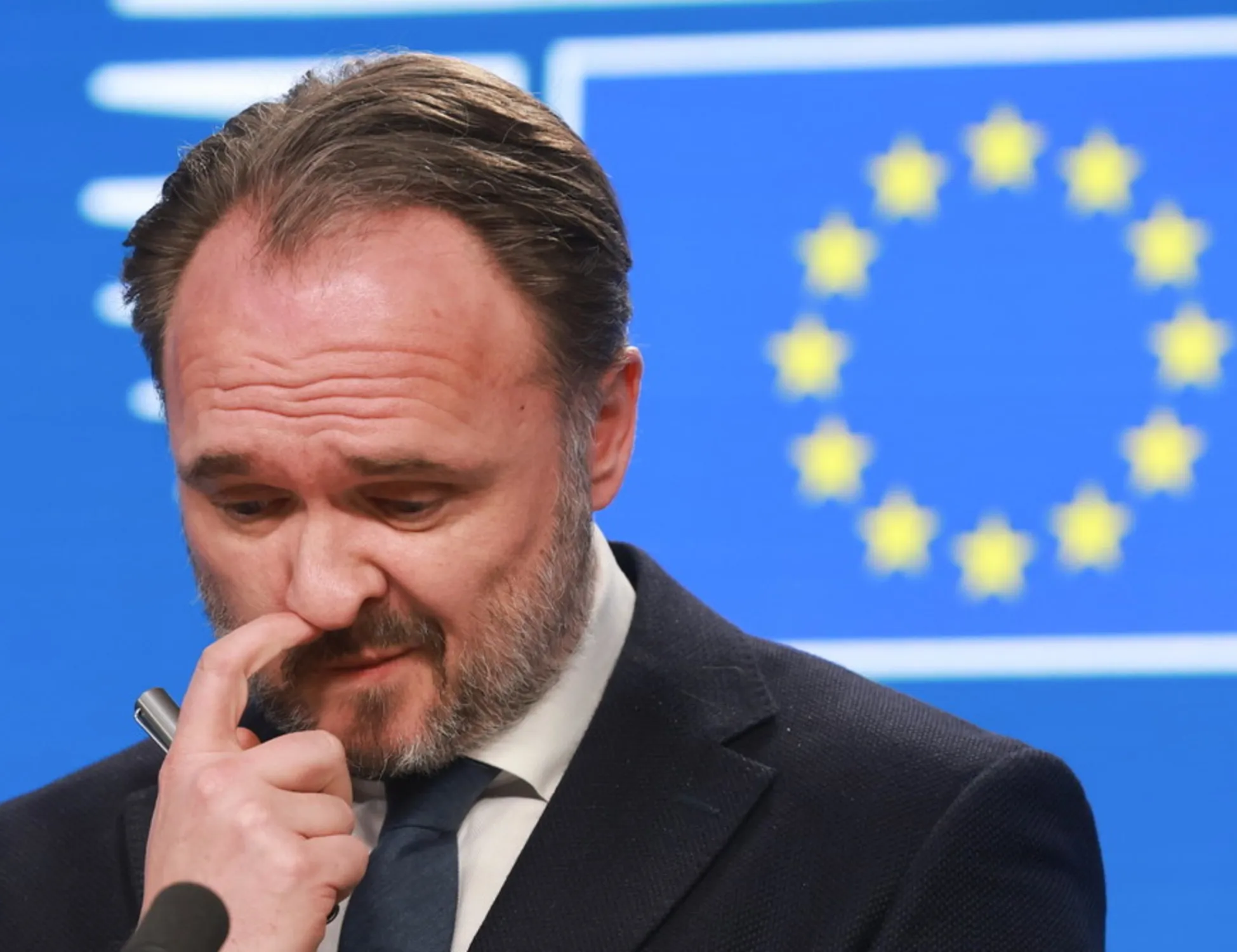 Follia Ue, nuovo piano verde contro la crisi: come ci rovinano