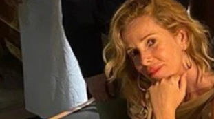Alessia Marcuzzi, la foto di Alfonso Signorini manda in tilt i fan: "Stefano De Martino è dentro"