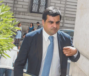 I giudici levano lo stipendio al pm che li ha screditati