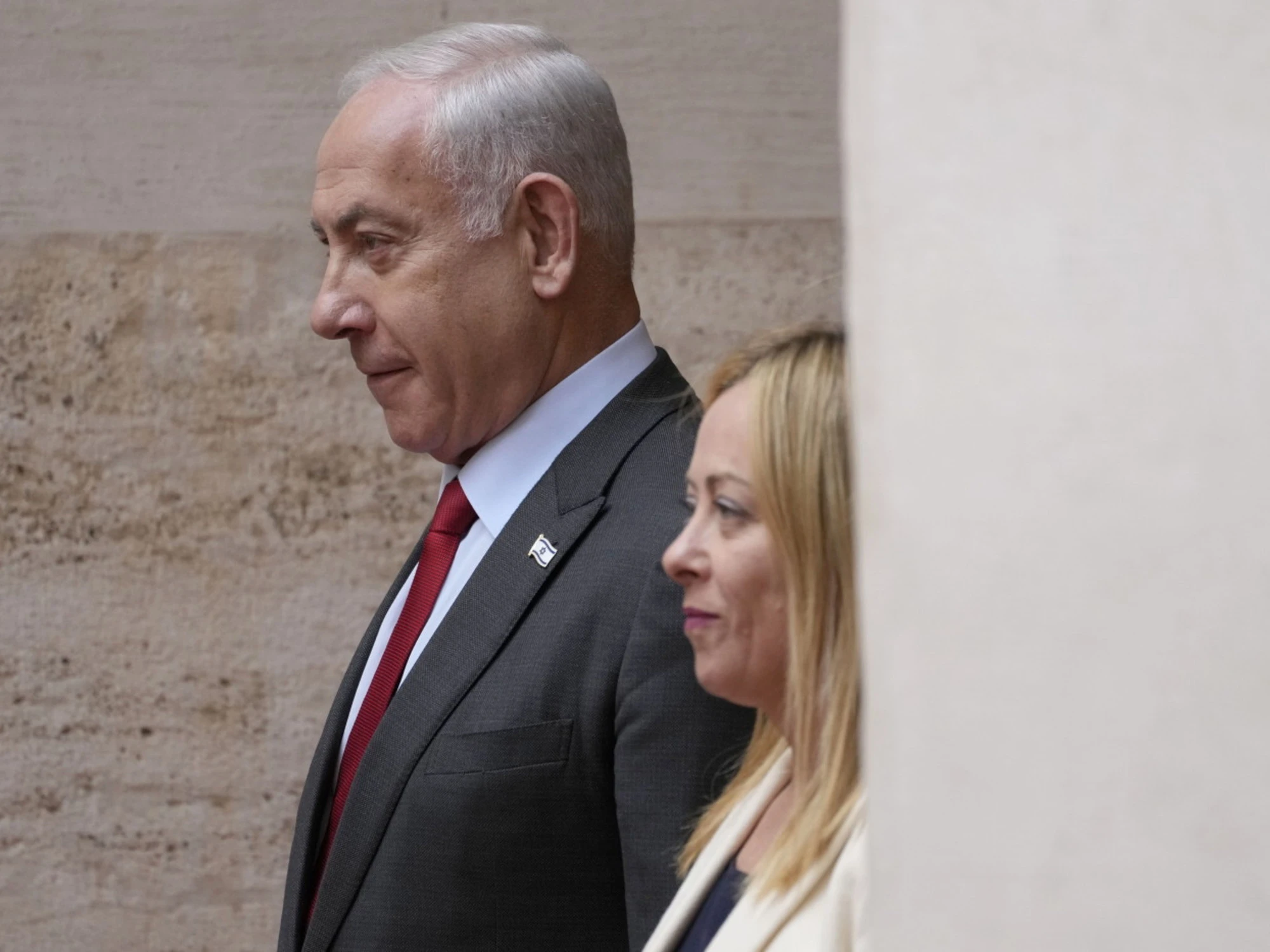Giorgia Meloni, telefonata a Netanyahu: "Situazione insostenibile e ingiustificabile"
