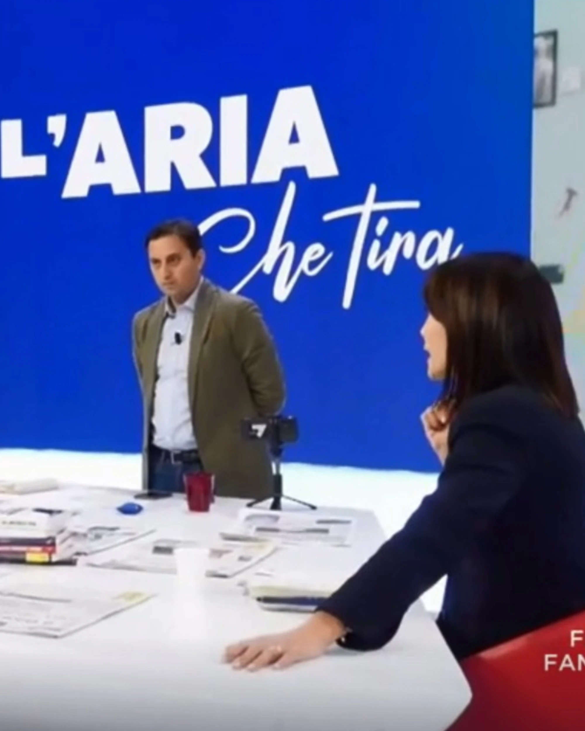 L'Aria che tira, Carfagna contro Telese: "Sciacallo"