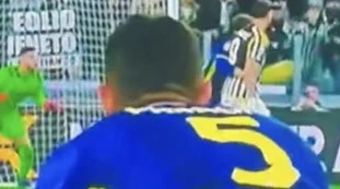 Juventus-Verona, il video virale di Faraoni: esplode la bufera