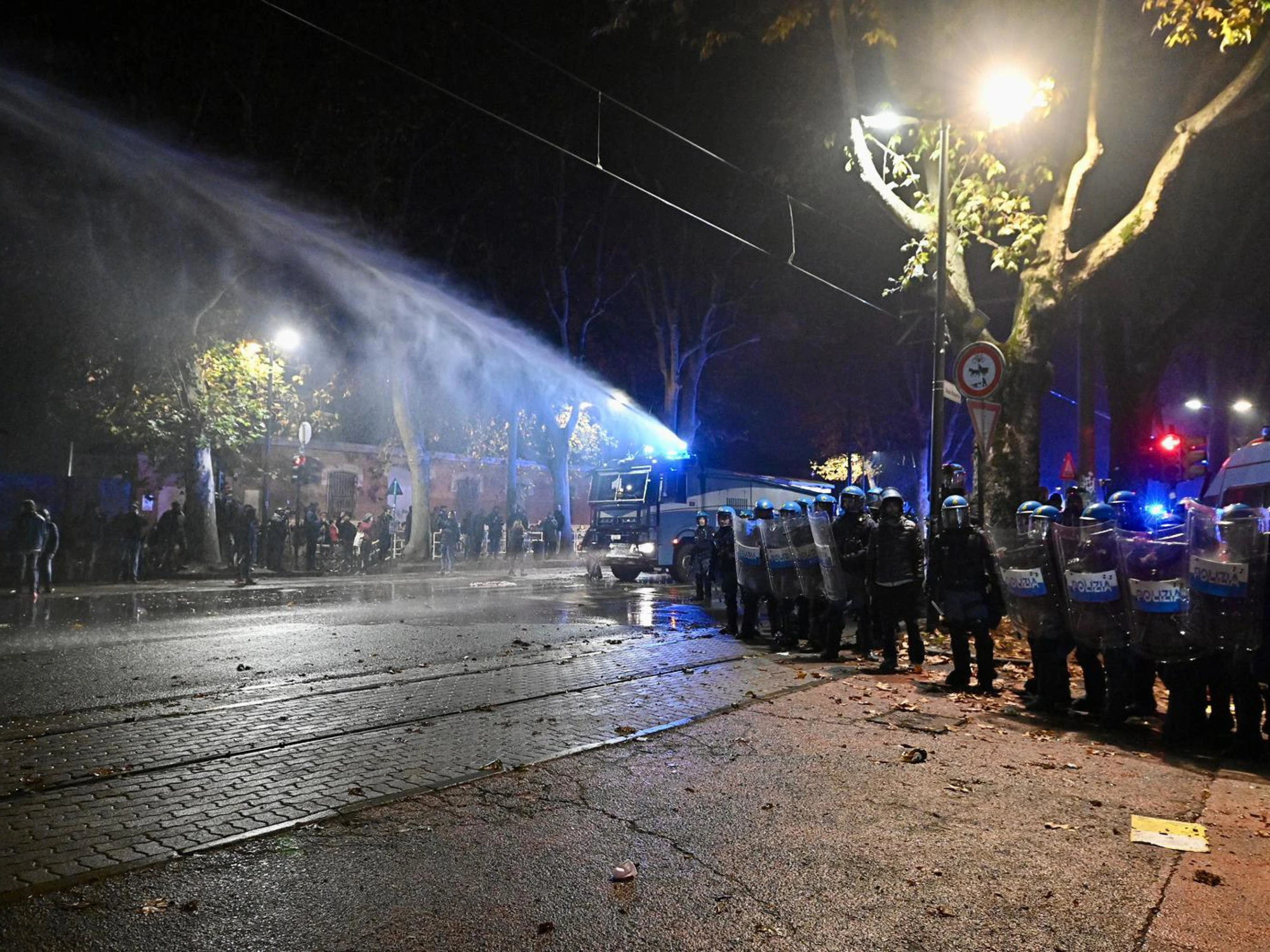 Siete d'accordo con lo sgombero di Askatasuna?