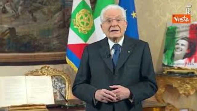 Mattarella: "Nel 2026 ricorderemo 80 anni della Repubblica, iniziata con primo voto delle donne"