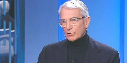 "Il mio più schifoso eccesso di servilismo per Berlusconi": Carlo Rossella, una clamorosa confessione