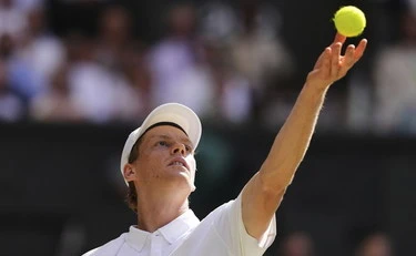 Trumpovih šest mesecev na oblasti: Od afere Epstein do kritike priseljenske politike in vprašanj o prihodnosti ZDA