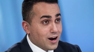 M5s, Stefano Patuanelli pronto a dimettersi: "Se è così, mi dimetto". Rabbia dopo gli attacchi in assemblea