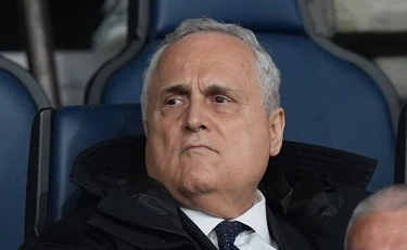 Claudio Lotito, minacce e notizie false per spingerlo a vendere la Lazio: perquisiti Masi, Maiolini e Bisignani