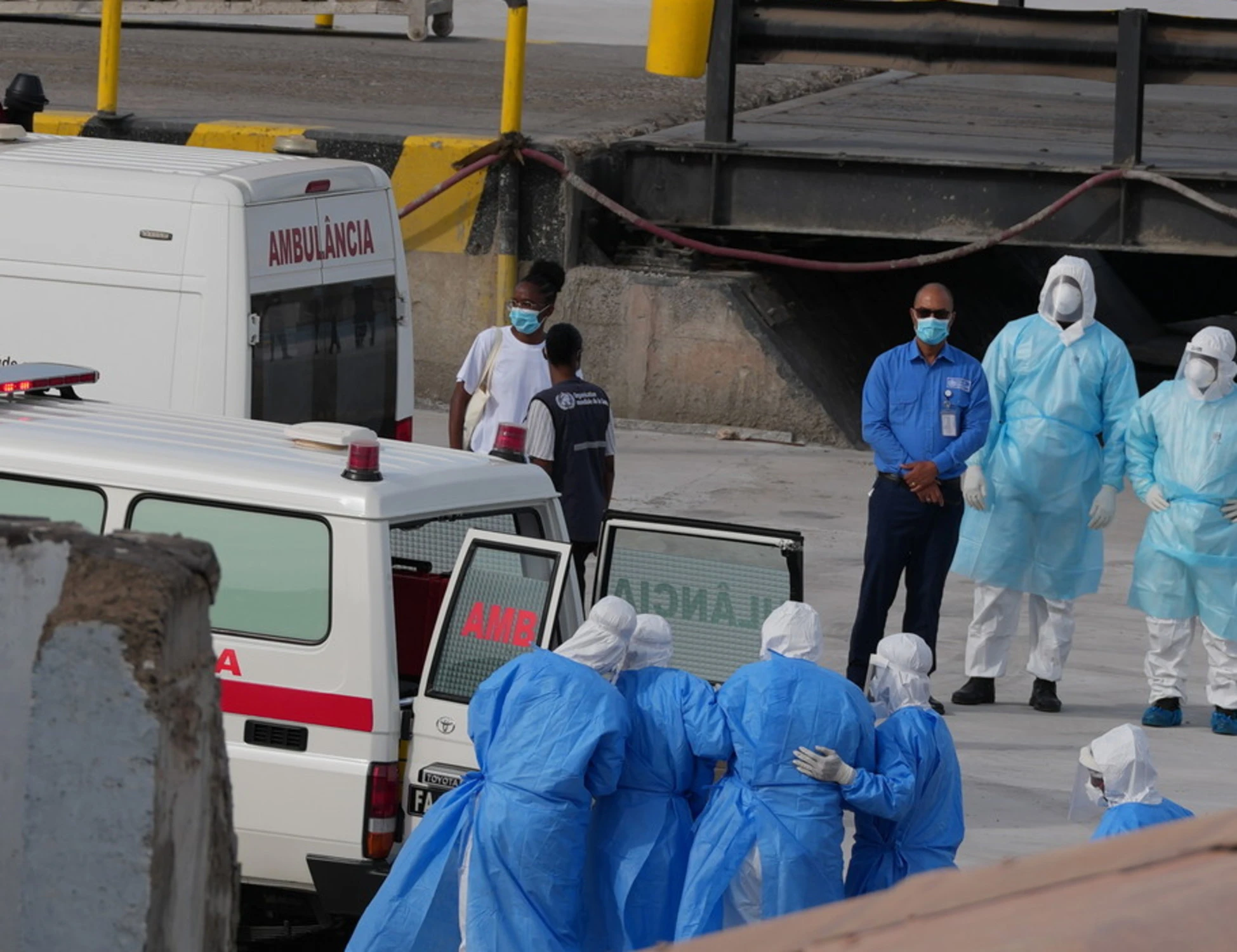 Hantavirus, "capsule di isolamento" sulla nave della morte: la misura estrema