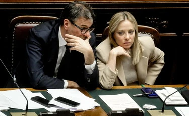 La strategia del governo sul caro-benzina