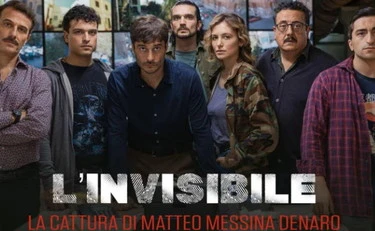 La caduta del boss incolla alla tv