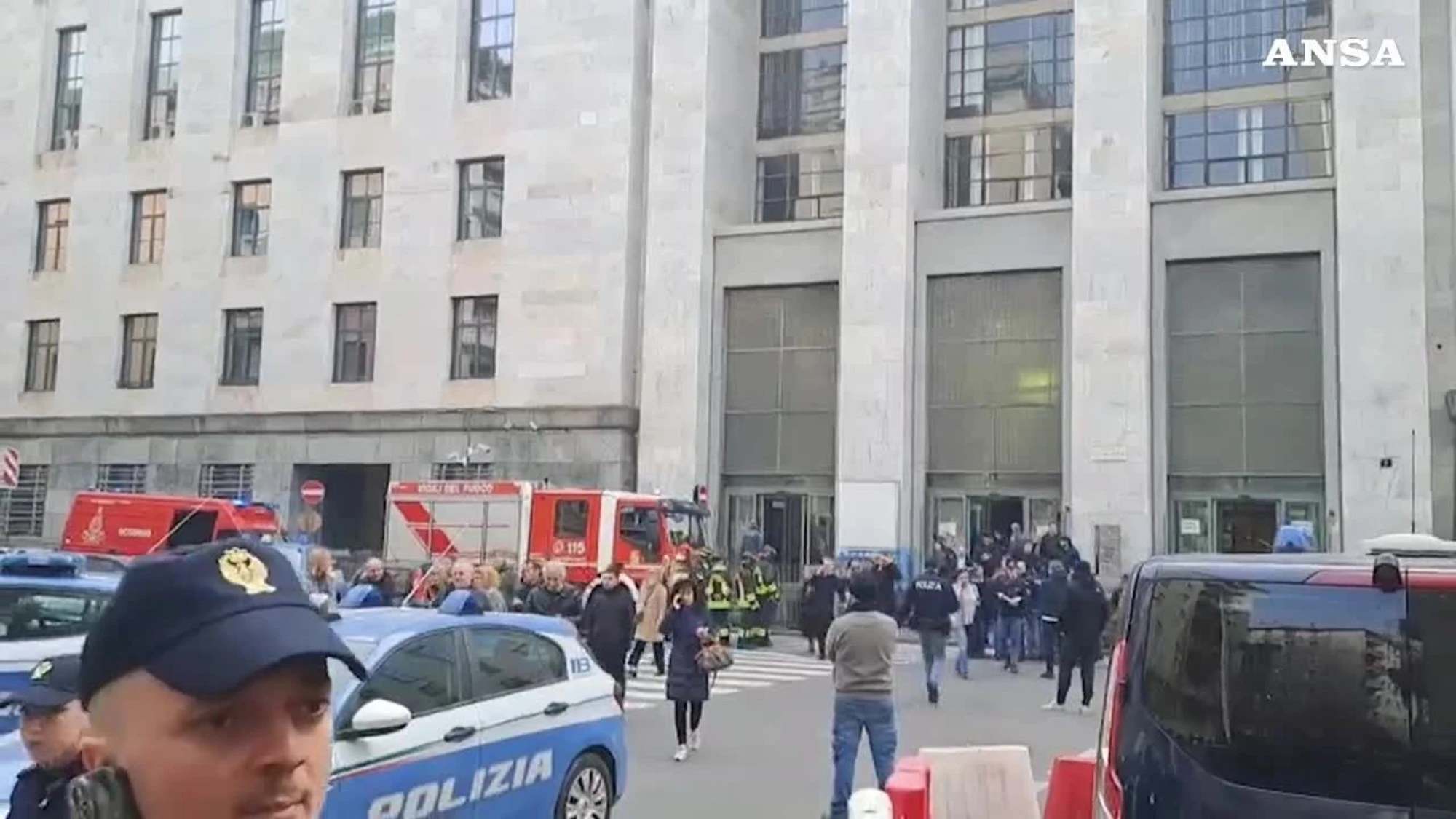 Milano, allarme bomba al Palazzo di Giustizia