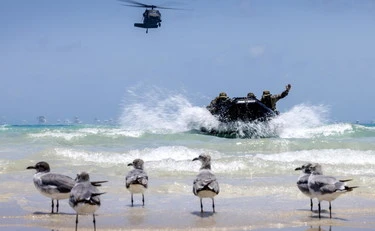 Gli Stati Uniti hanno attaccato una nave diretta in Iran