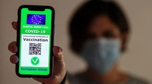 Green Pass, compra un certificato falso online? "Ora il riscatto": ecco come funziona la maxi-truffa