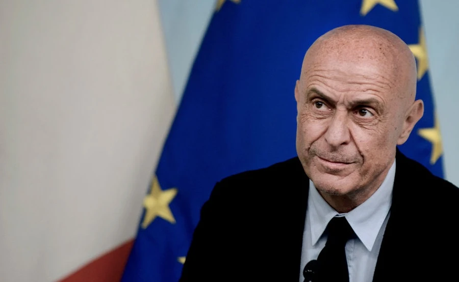 Il Corsera, Luigi Di Maio vuole Marco Minniti nel suo governo M5S-Pd