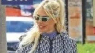 Ilary Blasi, la foto che gela Totti: chi porta in vacanza con Bastian