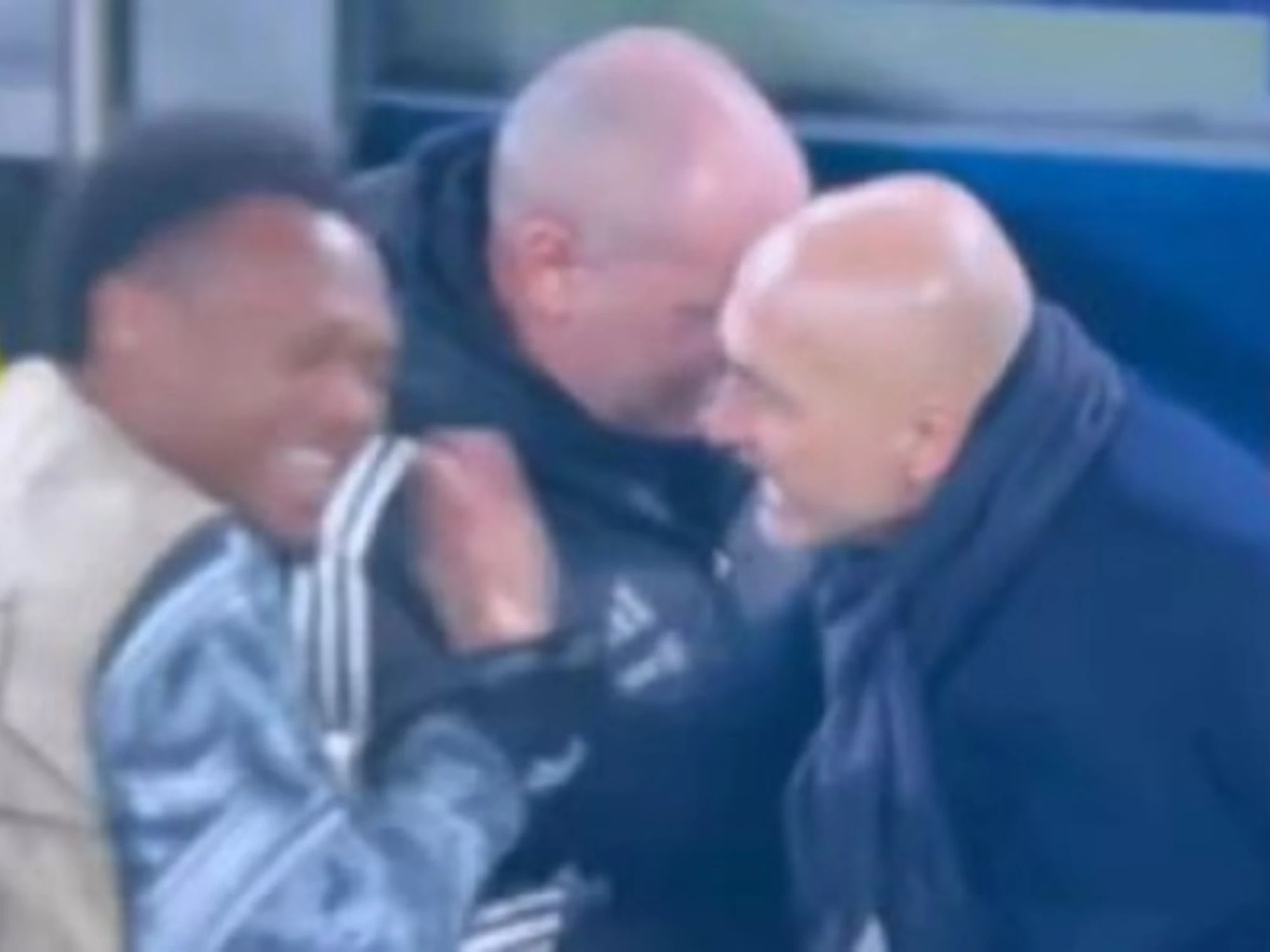 Juventus-Benfica, Spalletti e la rissa col tifoso: "E te ne stai a casa!"