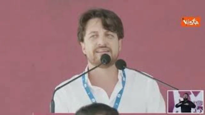 Stefani (Veneto) a Pontida: Guardiamo avanti, non siamo un movimento che guarda indietro