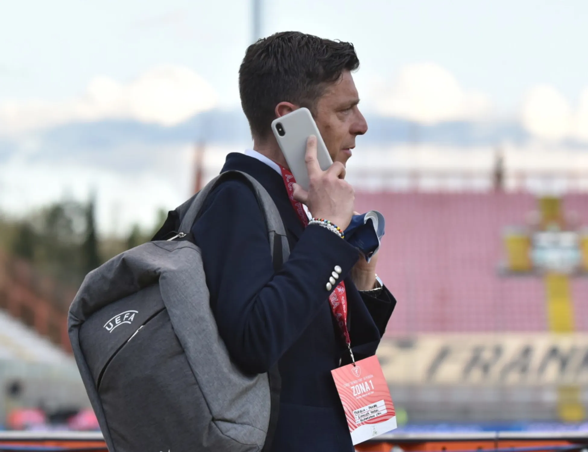 Intercettato a San Siro: "Con chi parla", tutto torna...