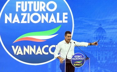 Generale Vannacci, il mistero sui sondaggi: ecco cosa proprio non torna