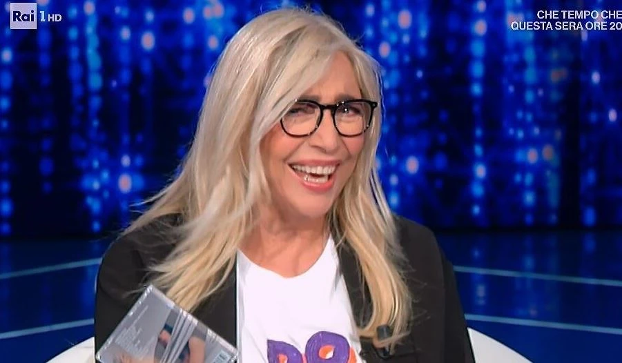 Domenica In, Ornella Vanoni gela Mara Venier: "Che zocc***a". Sesso, dove si spinge in diretta: imbarazzo Rai