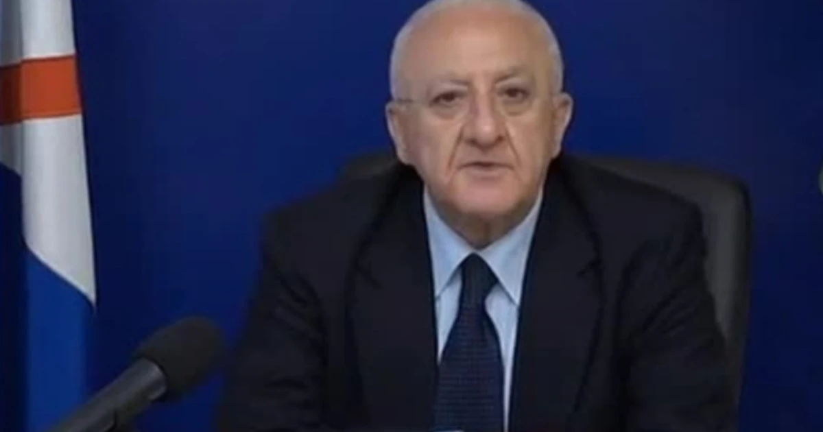 Striscia la Notizia, la terrificante fine di Giuseppe Conte? “Bruno Vespa fa confessare Vincenzo De Luca”