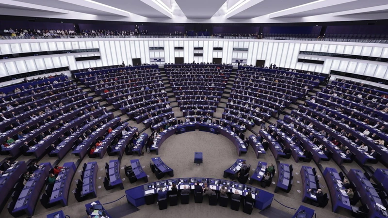 https://media.liberoquotidiano.it/2BxztGGlWLvlwMn_tBFBIcFBYcLywPeBNnLUKCTBSOk/width:800/quality:90/aW1hZ2VzLzIwMjUvMDkvMTEvMTIxNzMwMjc1LTMzOGExYTljLTkzYTgtNDA5Mi1iNGExLTA0YThiYWJmMDZiZi5qcGc.webp
