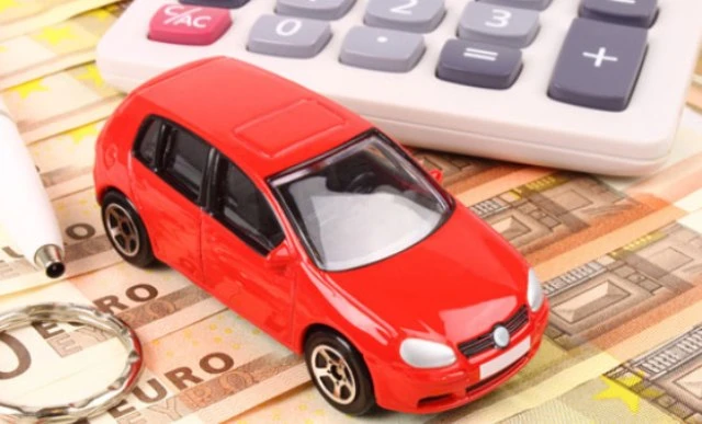 La proposta: tre anni senza bollo per le auto nuove