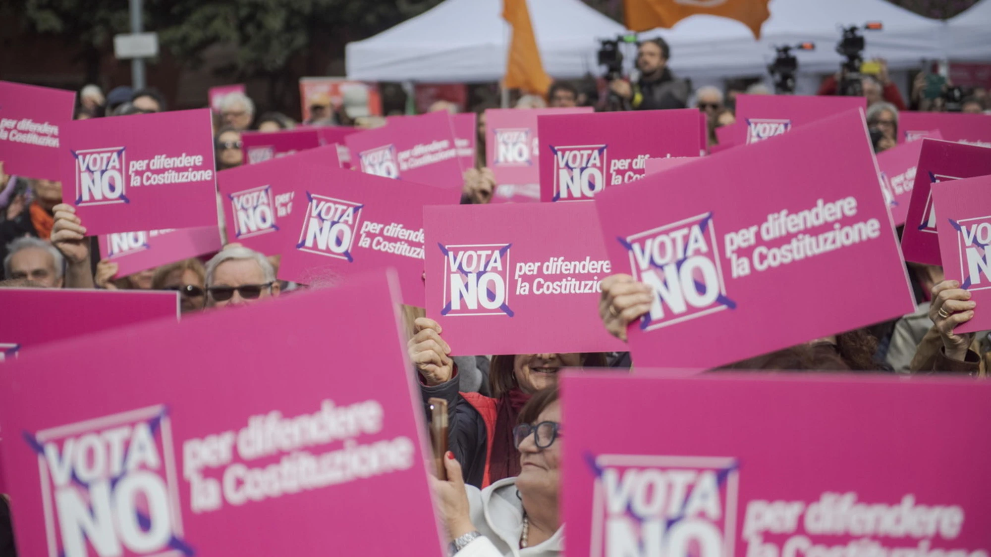 Referendum giustizia, l'appello delirante: "Votare No è femminista"