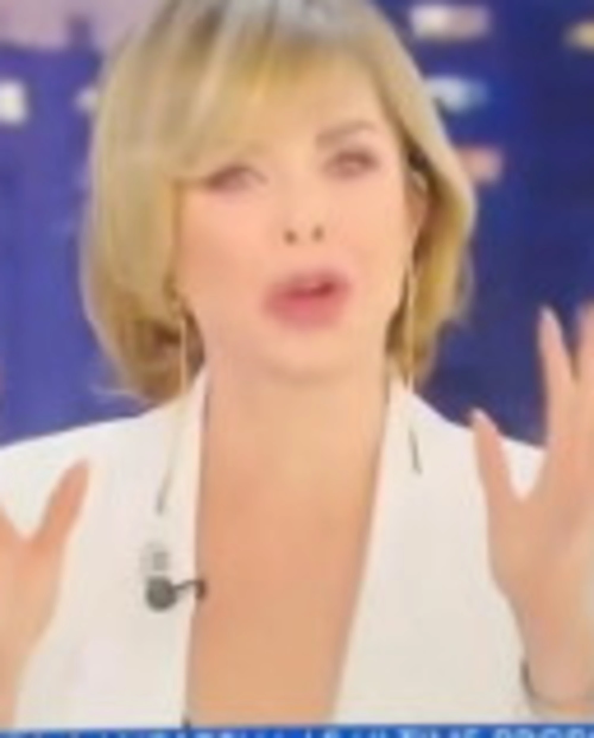 La Vita in Diretta, rissa Parietti-Lucarelli: "Tanti auguri", "Povera donna"
