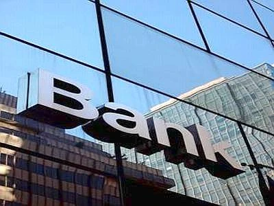 Banche, a ottobre calano ancora i prestiti al settore privato (-3,7%)