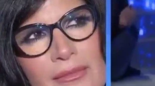 Mara Venier, a Domenica In la conduttrice mostra a Pamela Prati un video imbarazzante