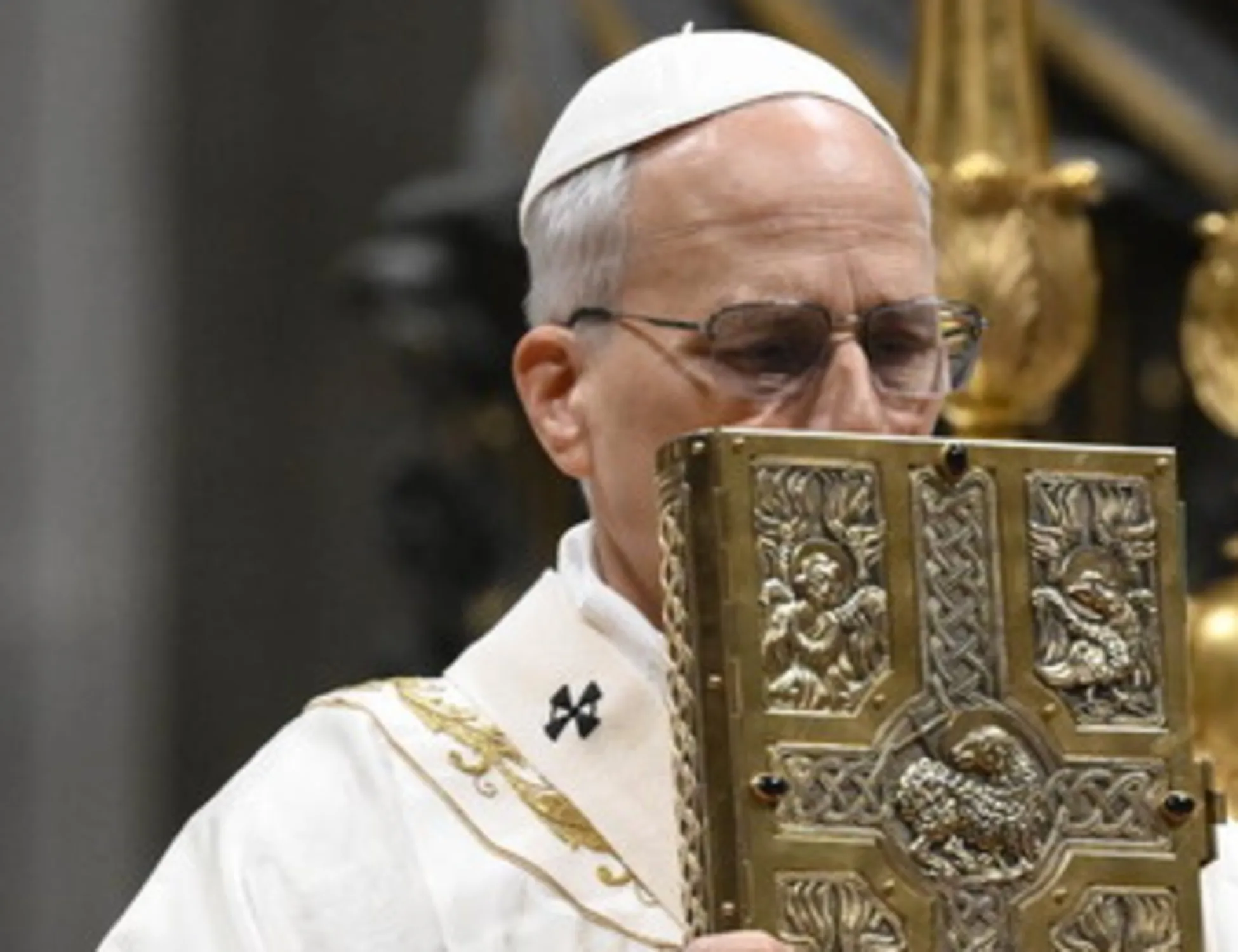 Leggi l'articolo: "Non fai paura": Leone replica a Trump, scontro mai visto prima