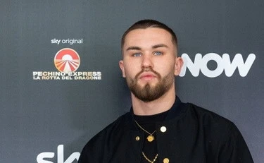 594x277