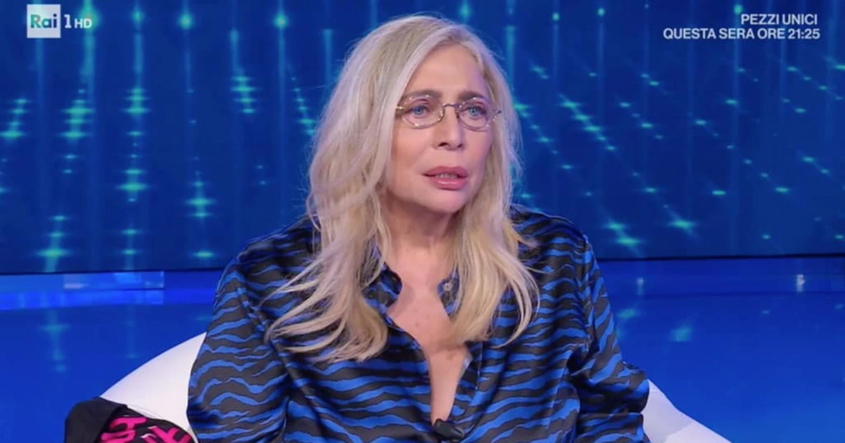 Domenica In, Mara Venier e la foto che preoccupa i fan: "Dopo tre settimane... ancora così"