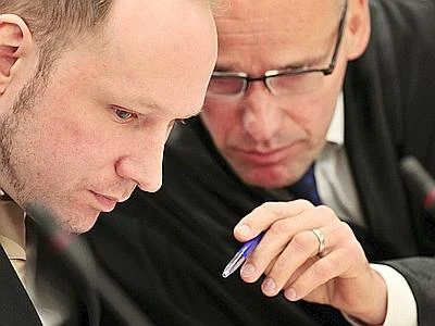 La difesa di Breivik: ''Dichiararlo insano di mente è una violazione dei suoi diritti''