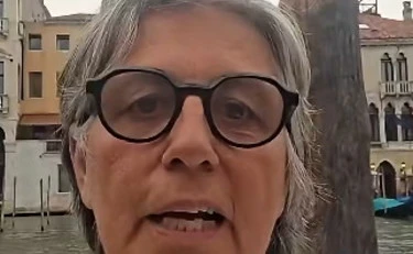 Venezia, la candidata Pd: "Borseggiatrici marchiate? Squadrismo"