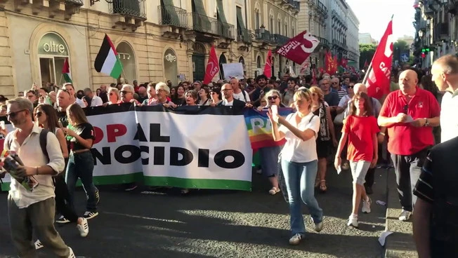 https://media.liberoquotidiano.it/2LETwWshB6IDlcep8jtN_rNzLv2cAPxBiRWkcp15jS8/width:800/quality:90/aW1hZ2VzLzIwMjUvMDkvMDYvMTY1NTMwMjQzLWE0ODhhNzRiLTNkZGQtNDEzNC1iYzI4LWIzZDY0ZDMzNDhkZS5qcGc.webp