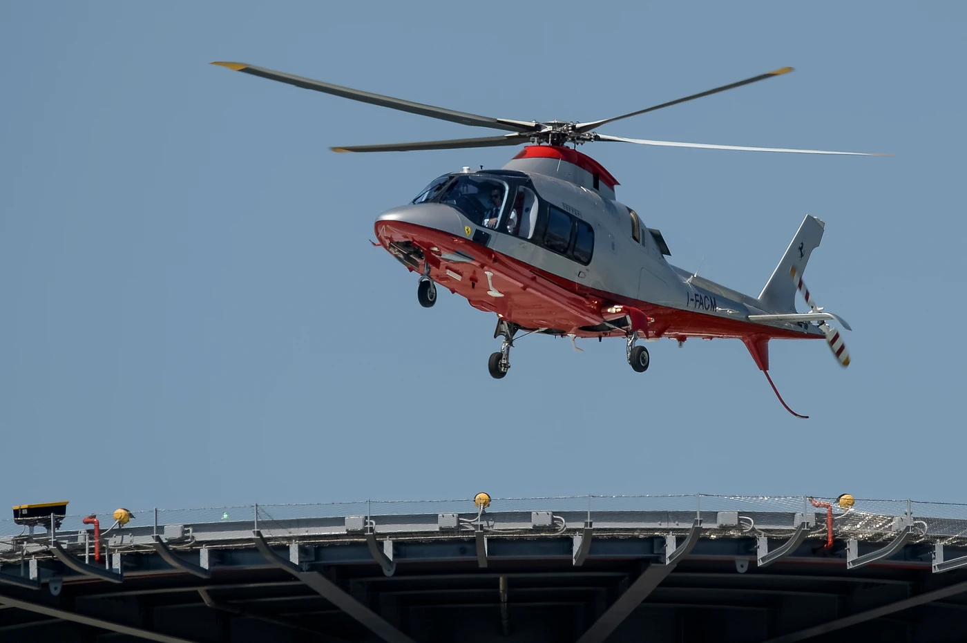 Sergio Marchionne, il mistero del feretro e quei due elicotteri in volo: l'ultimo irrisolvibile giallo