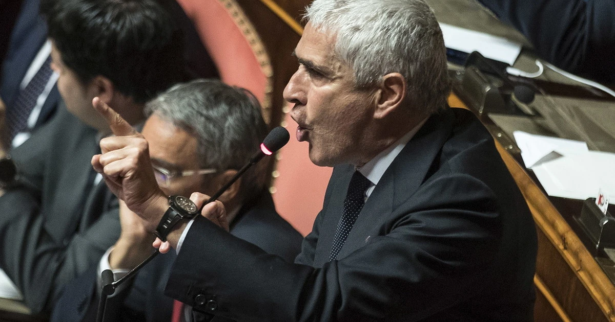 Pier Ferdinando Casini e il corovonavirus: "Stiamo vivendo la Terza guerra mondiale", brividi in Senato