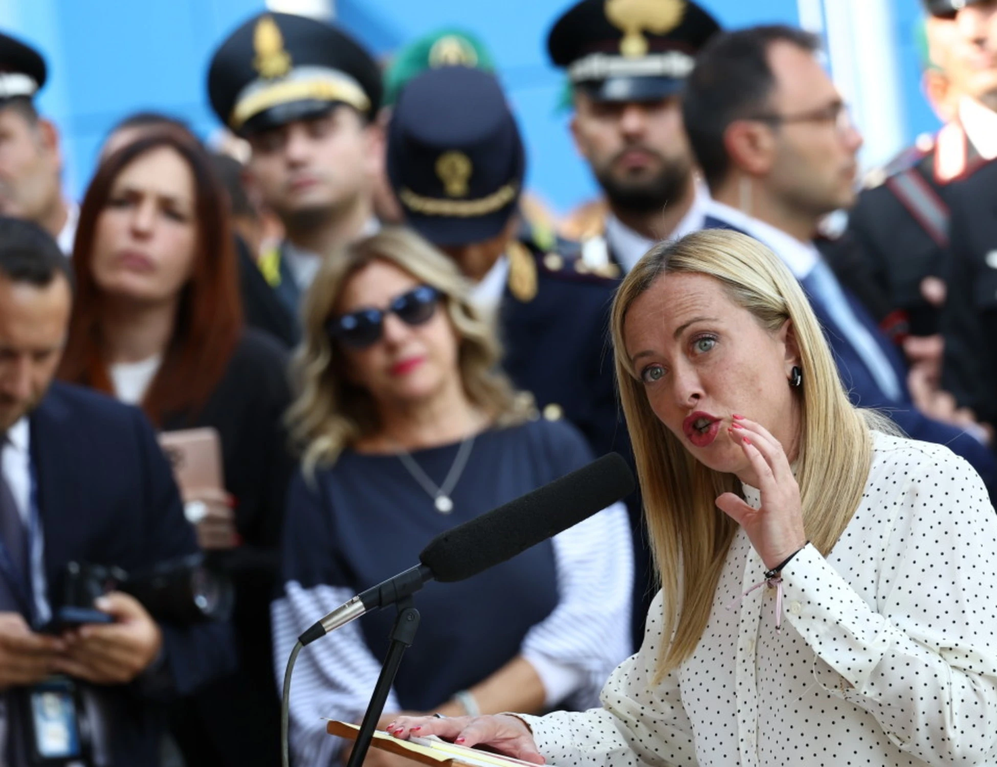 Meloni, "Modello Caivano" anche al Quarticciolo: guerra al degrado di Gualtieri e Pd